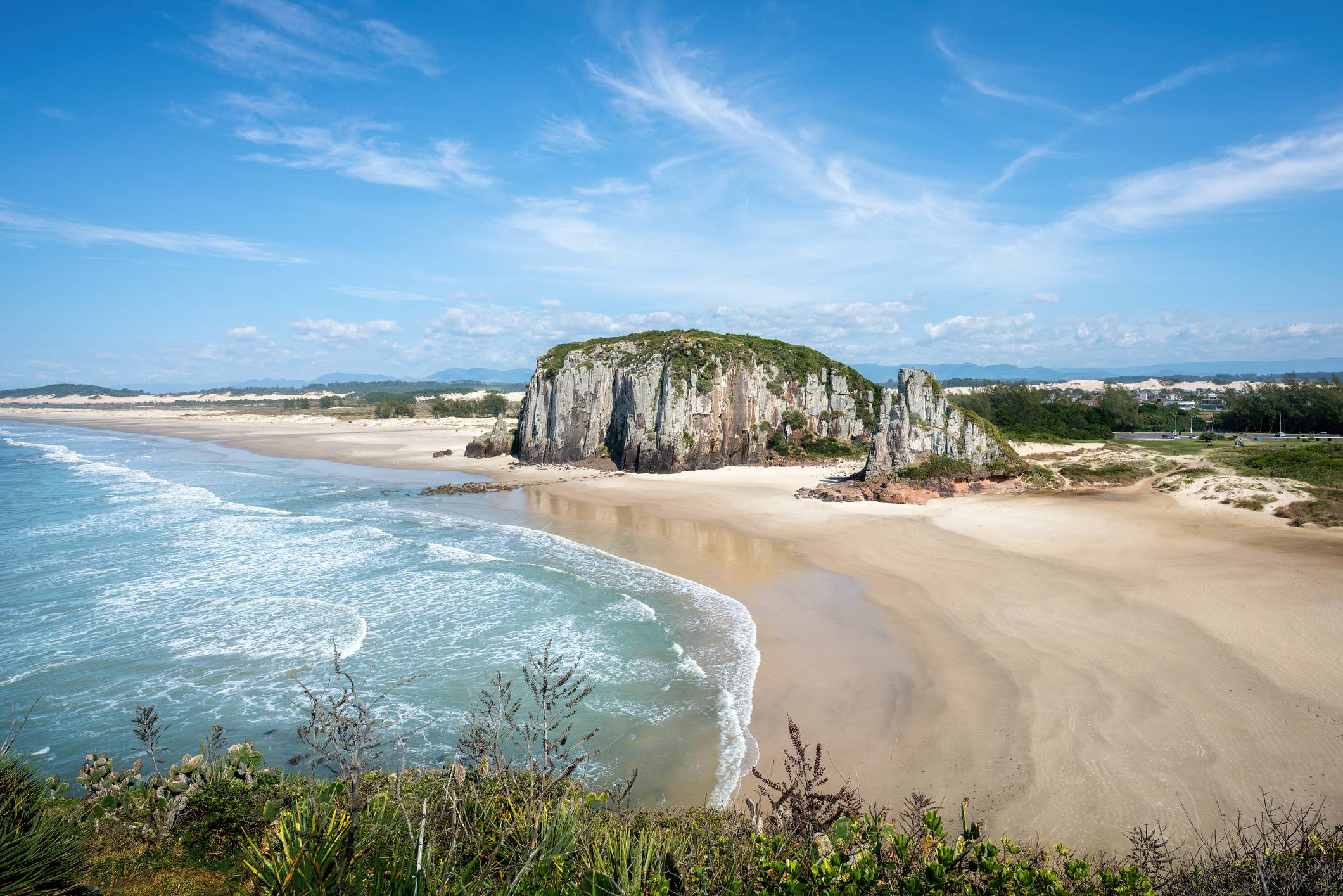 Praia De Torres O Que Fazer Em Uma Das Melhores Praias Do Rs