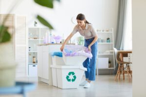 Descarte de lixo em condomínio: como fazer corretamente?